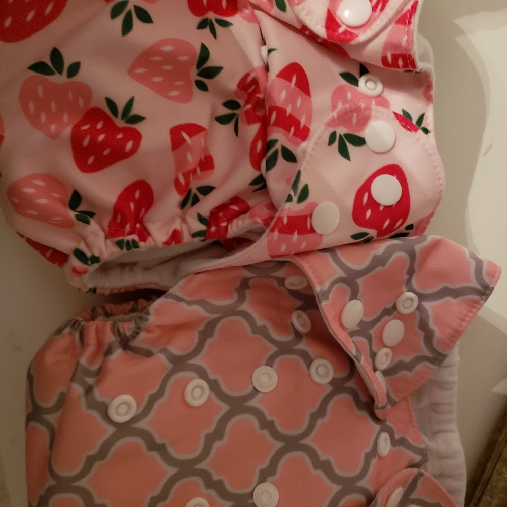 6 pocket cloth diapers - girl